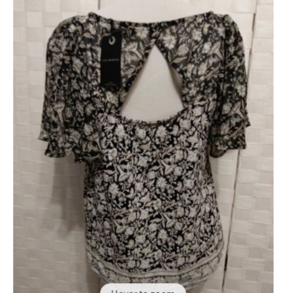 Lucky brand keyhole blouse